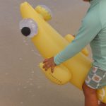 Zestaw 2 dmuchanych makaronów do pływania Finn the Fish Multi